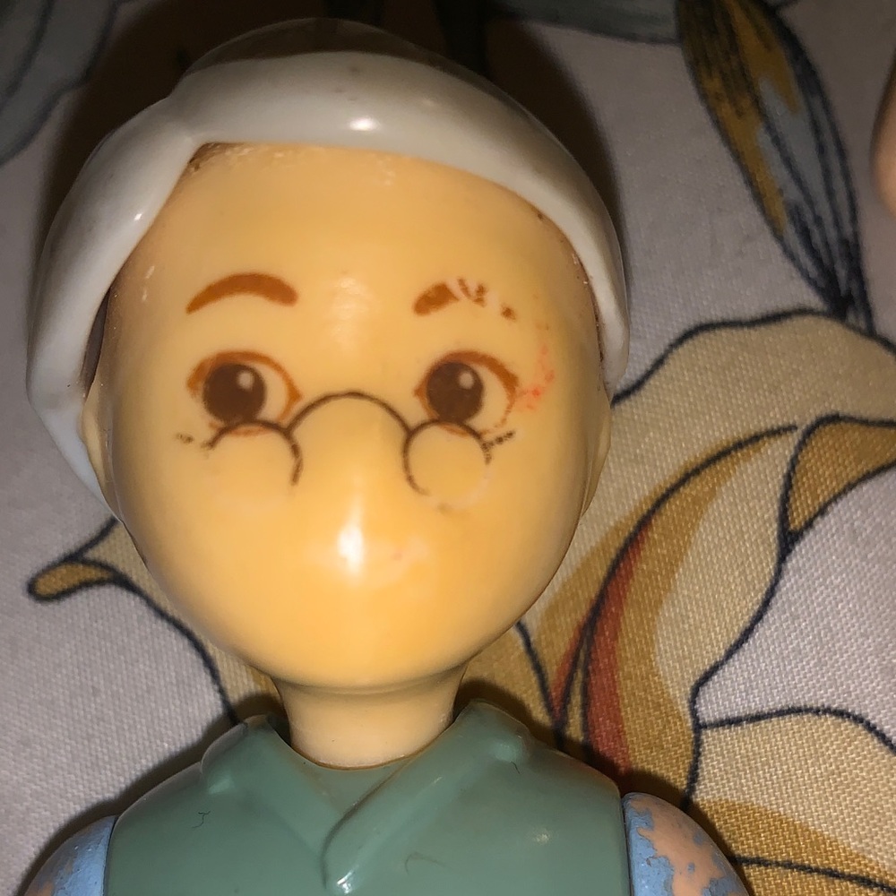 ☆ 1989  Little Tikes dollhouse family figures. - Picture 4 of 6